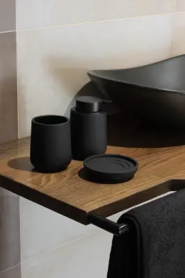 M BM7802 ČAŠA CRNA MAT