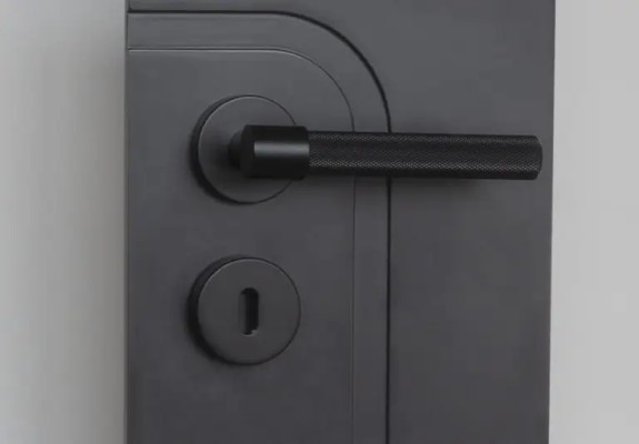 VRATA BM RUČICA OM CRNA MAT